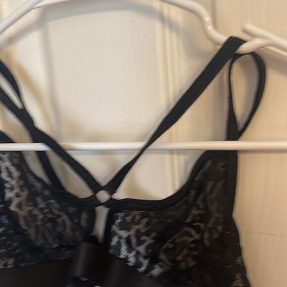 Iheart Leopard Mesh Strappy Bralette. XSmall New - Picture 2 of 5